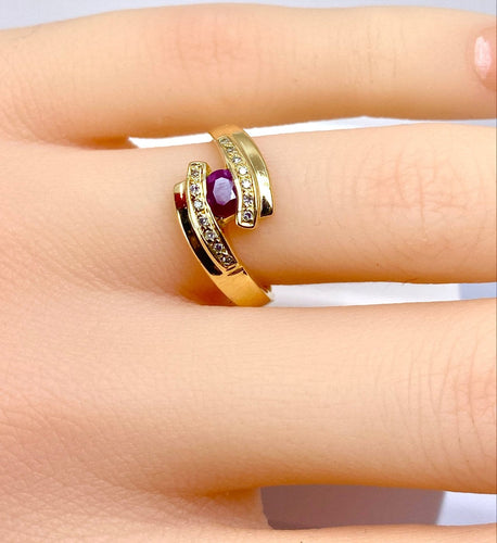 Bague 50 Bague en or jaune 18 carats rubis et diamants 58 Facettes AB706