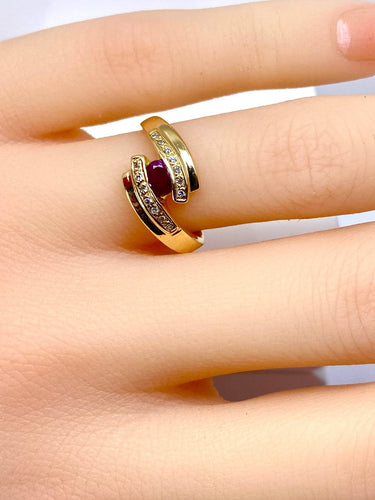 Bague 50 Bague en or jaune 18 carats rubis et diamants 58 Facettes AB706