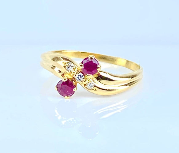Bague 50 Bague toi et moi en or jaune 18 carats, rubis et diamants 58 Facettes AB707