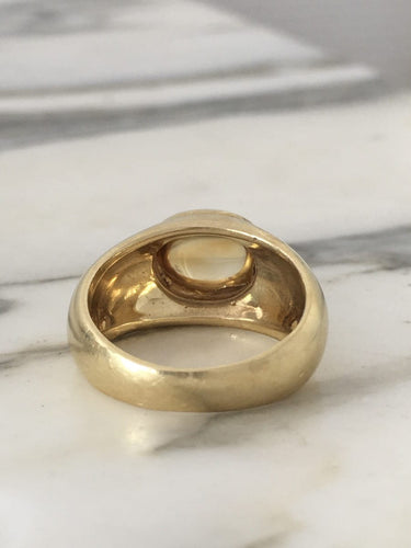 Bague 50 Bague en or jaune 18K sertie d’une citrine cabochon 58 Facettes 250
