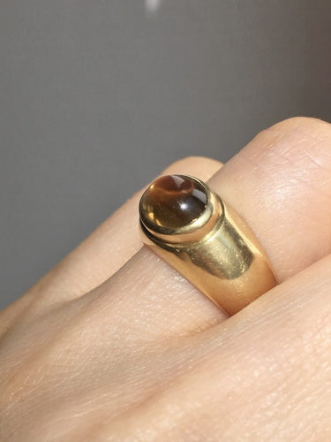 Bague 50 Bague en or jaune 18K sertie d’une citrine cabochon 58 Facettes 250