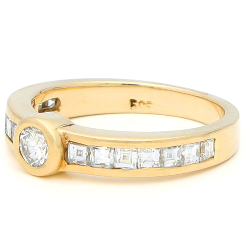 Bague 56 Bague vintage - Diamants en or jaune 14 carats 58 Facettes 4C5202B806DA4EB995575D36EFEE346E