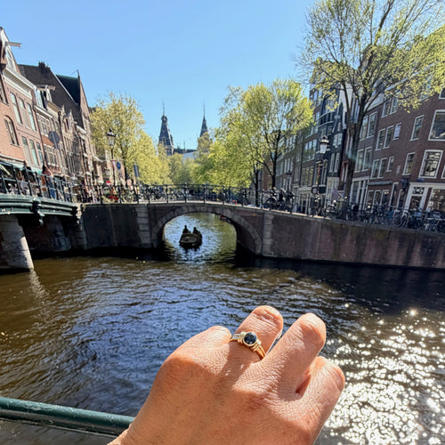 Bague 52 Bague solitaire vintage en or 14k avec saphir ovale 58 Facettes 4B07A207B9954D848641DE48CF406582