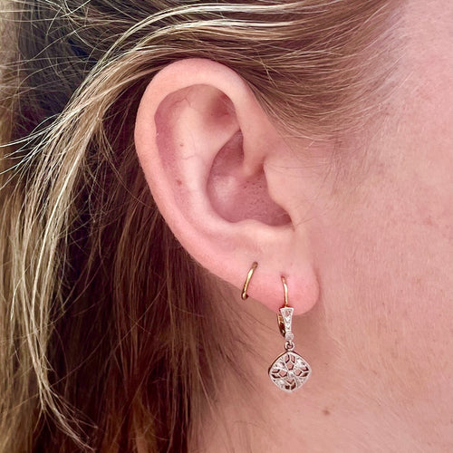 Boucles d'oreilles Boucles d’oreilles pendantes - Or jaune et blanc 18 ct et diamants 58 Facettes 5DE101CECB2D425CA3DC7C9D8F515D24