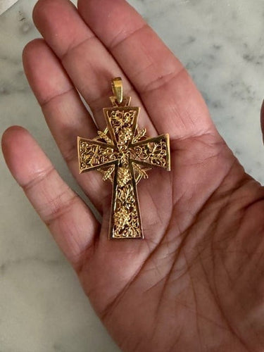 Pendentif Croix - Pendentif ajouré en or jaune 18 carats à grappes de raisin 58 Facettes croix