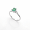 Bague 56 Bague en or blanc 18 carats avec émeraude et diamants 58 Facettes Bague en or blanc, émeraude & diamants
