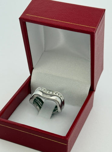 Bague 48 Cartier - Alliances en or blanc 18 carats et diamants 58 Facettes carduo