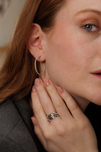 Bague 54 Piaget Bague Possession Or blanc Rubis, Saphir, Emeraude 58 Facettes 4997580CN