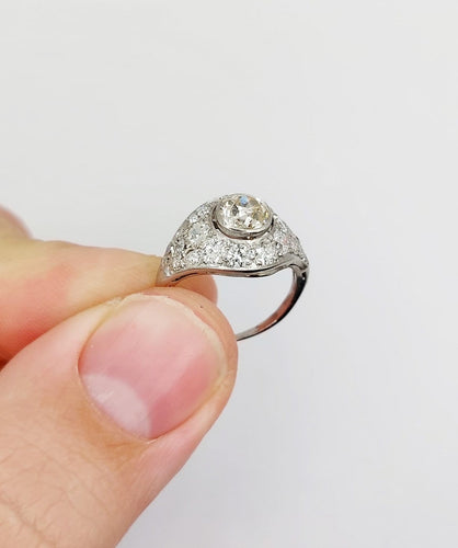 Bague 49 Bague dôme Art déco en platine et diamants, taille ancienne 0,90 ct 58 Facettes A06952