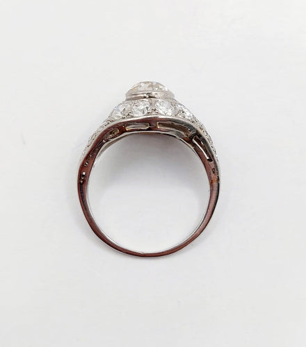 Bague 49 Bague dôme Art déco en platine et diamants, taille ancienne 0,90 ct 58 Facettes A06952