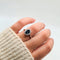 Bague 53 Bague marguerite en or blanc 18 carats, saphir et diamants 58 Facettes Bague #4335
