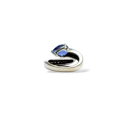 Bague 47 Bague moderne saphir taille poire en or gris 18K et diamants 58 Facettes