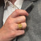 Bague 57 Chevalière aigle gravée en or jaune 18K 58 Facettes REF2528-295