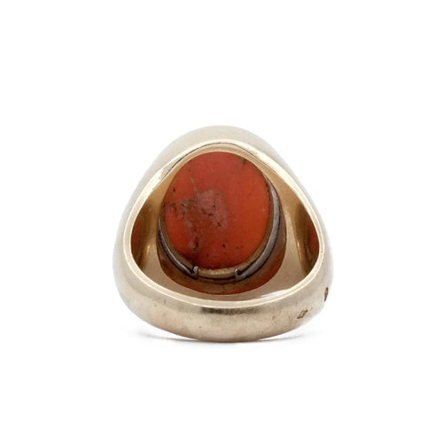 Bague 48 Chevalière - Bague en or jaune 18K et corail rouge 58 Facettes REF2223