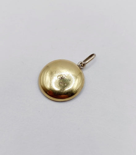 Pendentif Pendentif cible Art déco en or 18k, platine, nacre et saphir synthétique 58 Facettes A06911