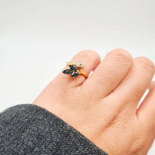 Bague 51 Bague en or jaune 18 carats avec saphirs et diamants 58 Facettes Bague #2539
