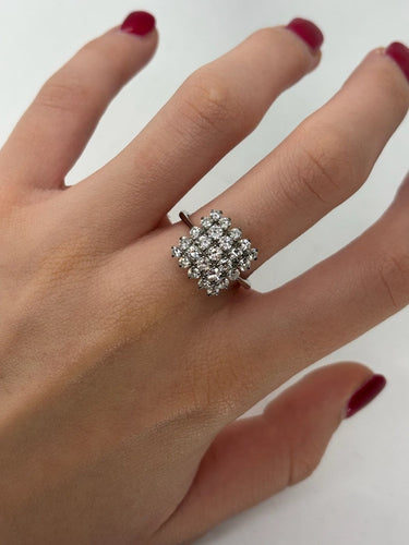 Bague 57 Bague en or blanc 18K sertie de diamants 1,5 ct 58 Facettes 1809