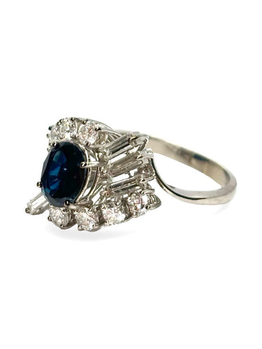 Bague 54 Bague en or blanc 18K avec saphir 1,5 ct et diamants 1 ct 58 Facettes 1774