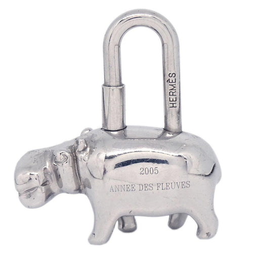 Pendentif Hermès Cadena - Bijou en métal argenté 58 Facettes s6xa6429nd