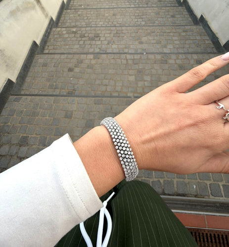 Bracelet Bracelet souple en or blanc 18 ct et diamants 7,50 ct 58 Facettes 222/26 E 115/26