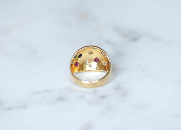 Bague 52 Bague Constellation boule en or jaune 18 ct, saphirs, émeraudes, rubis et diamants 58 Facettes