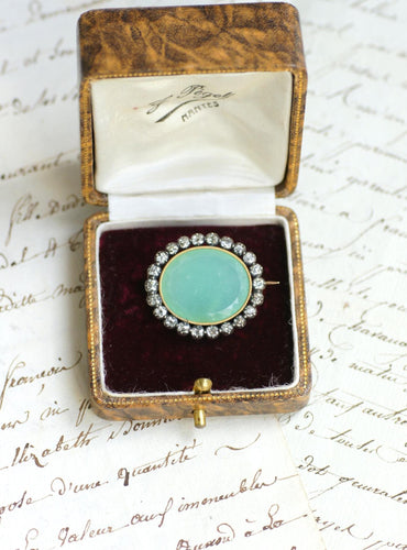 Broche Broche ancienne chrysoprase et diamants en or rose et argent 58 Facettes