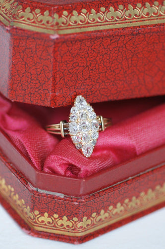Bague 55 Bague marquise ancienne en or rose 18 carats diamants 58 Facettes