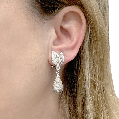 Boucles d'oreilles Boucles d'oreilles or blanc et diamants. 58 Facettes 35452