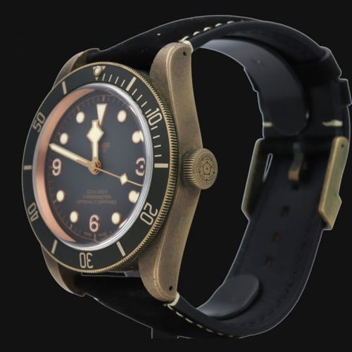 Montre Tudor Montre Black Bay 58 Facettes MT45806