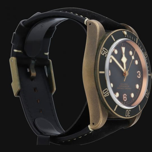 Montre Tudor Montre Black Bay 58 Facettes MT45806