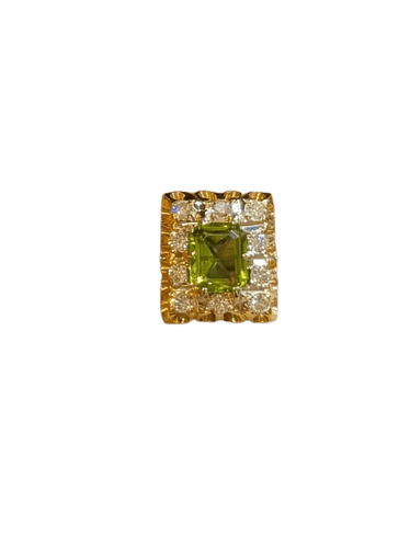 Bague 56 Bague entourage en or jaune 18 carats avec péridot et diamants 58 Facettes peridot