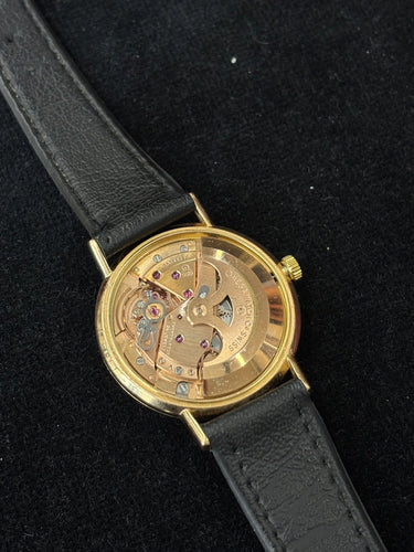 Montre Omega Genève - Montre automatique en or jaune 18K 58 Facettes 1793