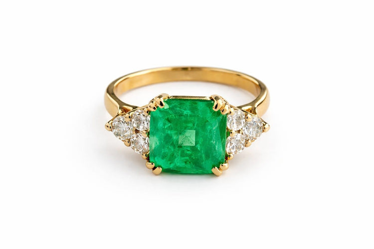Bague 55 Bague en or jaune 750 avec émeraude et diamants 58 Facettes Bague