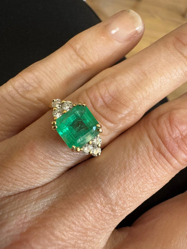 Bague 55 Bague en or jaune 750 avec émeraude et diamants 58 Facettes Bague