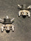 Boutons de manchette Boutons de manchette tête de mort en or blanc 18 ct, Gun'n'Roses 58 Facettes LP180109/29