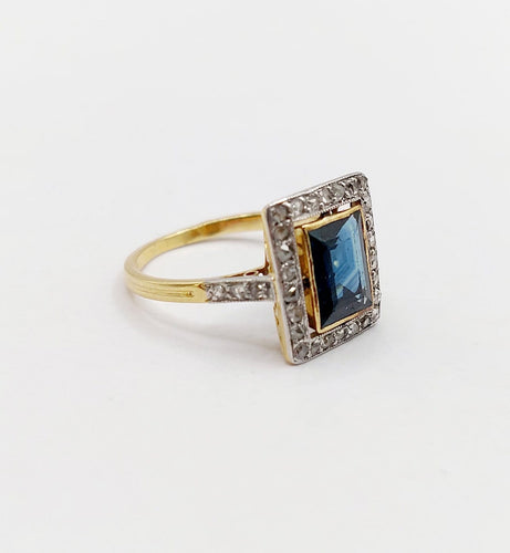 Bague 48 Bague pompadour Art déco en or 18k et platine, saphir et diamants 58 Facettes A06982