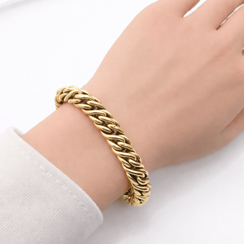 Bracelet Bracelet gourmette en or jaune 18 carats et saphir 58 Facettes Bracelet en or jaune 18 carats et saphir