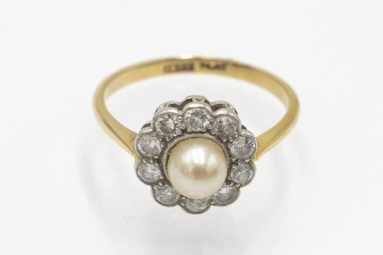 Bague 56 Bague marguerite - Or jaune 750 et platine, perle et diamants 58 Facettes 11225