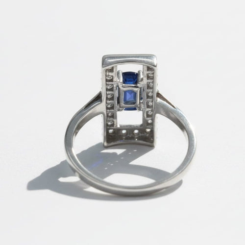 Bague 55 Bague rectangulaire en or blanc 18 carats avec saphir et diamants 58 Facettes 1-0001052/2