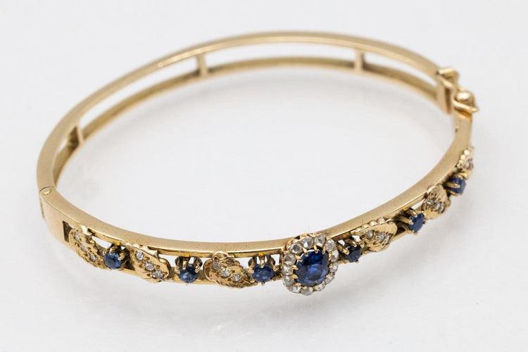 Bracelet Bracelet rigide - Bracelet en or jaune et saphirs, diamants 58 Facettes 11999