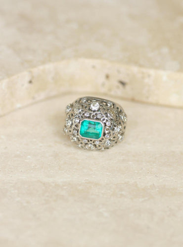 Bague 52 Bague boule en platine avec émeraude de Colombie et diamants 58 Facettes