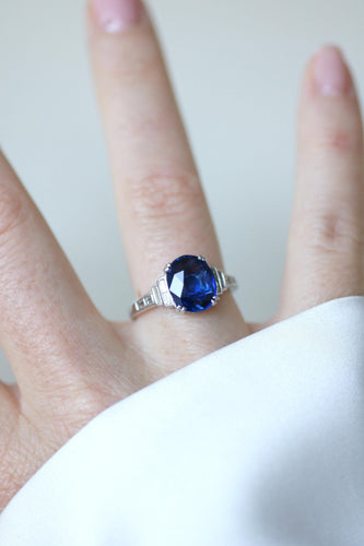 Bague 56 Bague en or blanc 18 ct saphir de Ceylan 3,50 ct et diamants 58 Facettes