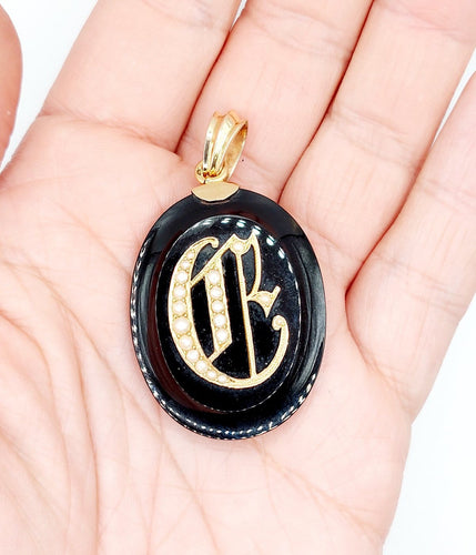 Pendentif Pendentif porte-photo XXL en or 18k, onyx et perles (circa 1900) 58 Facettes A06986