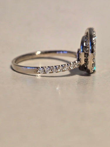 Bague 54 Bague en or blanc 18 k émeraude taille poire et diamants 58 Facettes Bague 0005