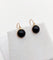 Boucles d'oreilles Dormeuses anciennes en or rose 18k et cabochon de jais 58 Facettes A06992