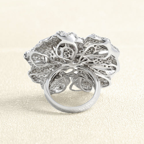 Bague 52 Bague fleur en or blanc, spinelle et diamants 58 Facettes OC-61E00508