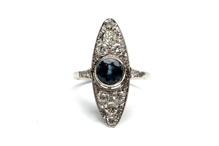 Bague 50 Bague Art déco marquise en or blanc avec saphir et diamants 58 Facettes 11600