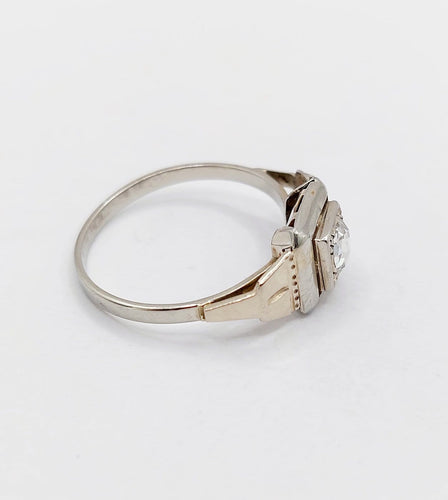 Bague Bague tank Art déco en or blanc 18k et diamant taille rose 58 Facettes A07019
