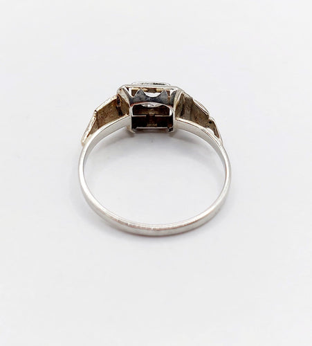 Bague Bague tank Art déco en or blanc 18k et diamant taille rose 58 Facettes A07019