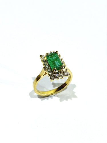 Bague 54.5 Bague en or jaune 18 carats avec émeraude et diamants 58 Facettes 1746698